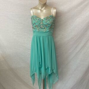 City Triangle Strapl Semi Formal Dress Size 7